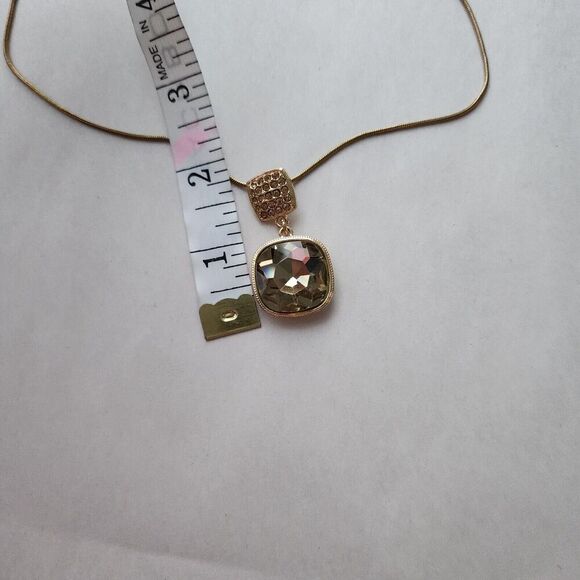 Vintage MONET Twisted Topaz Crystal Rhinestone Gold medalion cord Necklace NWT - Picture 6 of 12